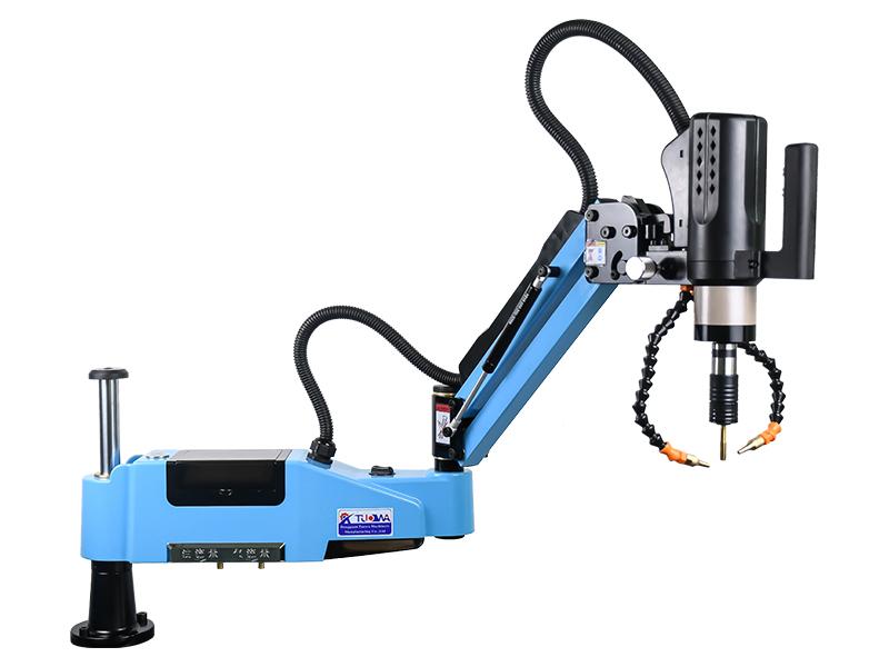 Oil injection and air blowing tapping machine